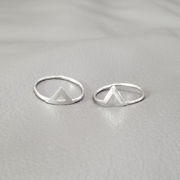 Wanderlust & Co Set of 2 Silver Rings - Picture 2 of 6